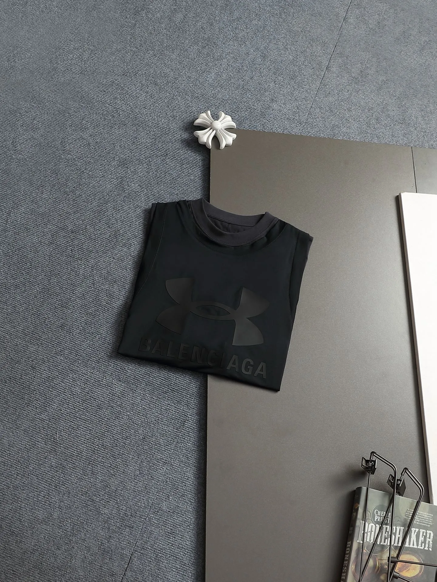 BALENCIAGA 2026 Logo ， Retro Same Style T 320 Versatile : Black Size：XS S M L